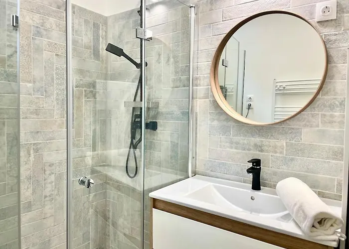 公寓 Premium W 2 Double Beds And Sofabed