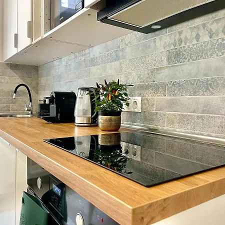 Premium W 2 Double Beds And Sofabed Apartment *
