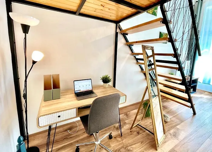 Premium W 2 Double Beds And Sofabed Apartment *