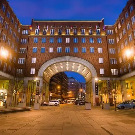 Premium W 2 Double Beds And Sofabed